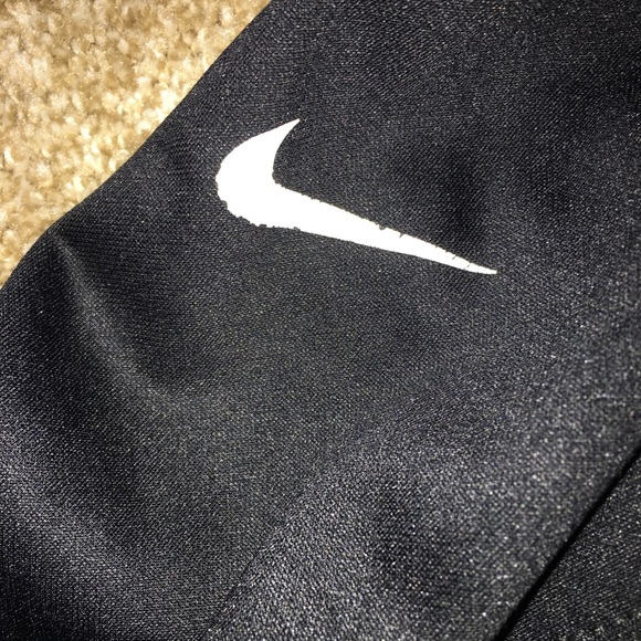 Nike boys jacket - Picture 4 of 6